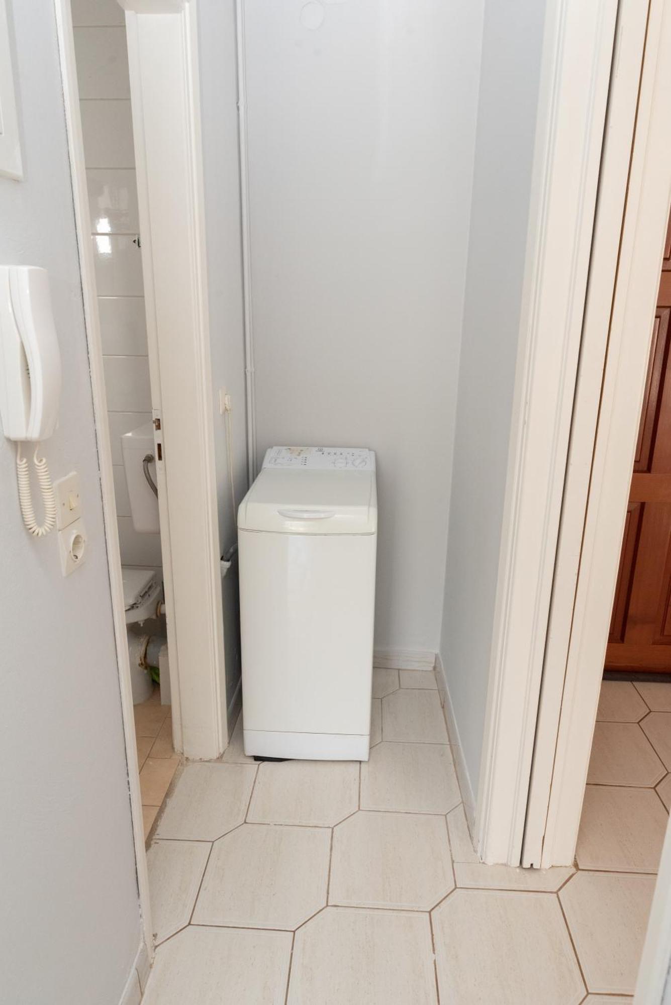 Bluehouse Apartment Porto Rafti Luaran gambar