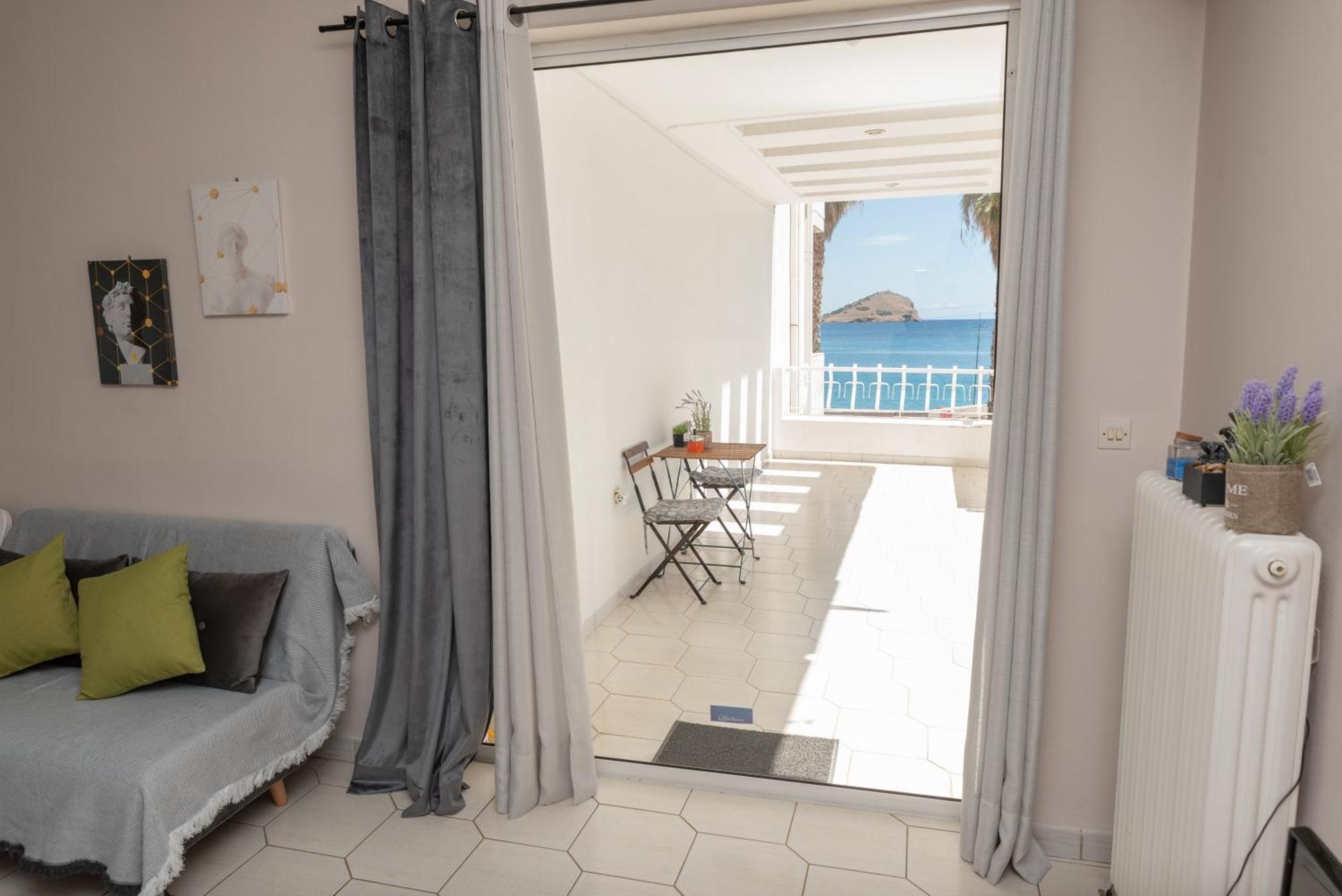 Bluehouse Apartment Porto Rafti Luaran gambar